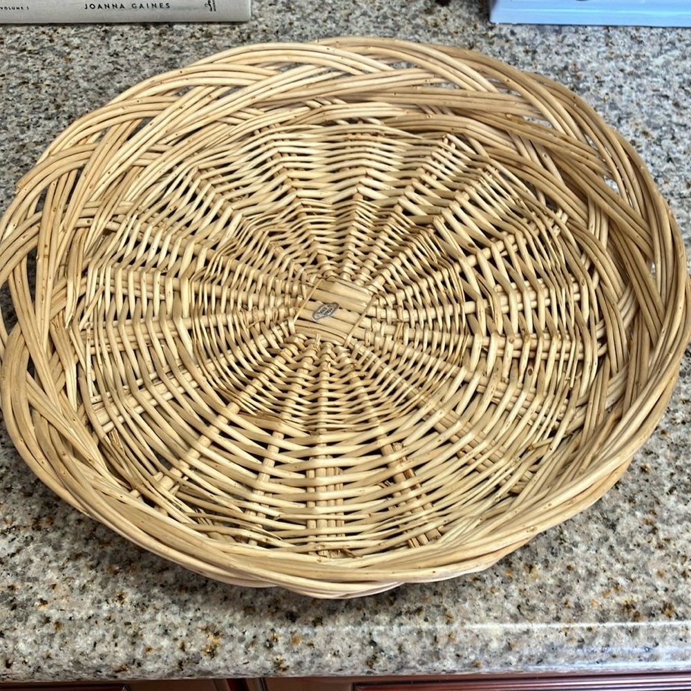 Rattan large round woven basket/tray 13x14 inches